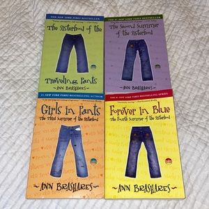 The Sisterhood of the traveling pants Books